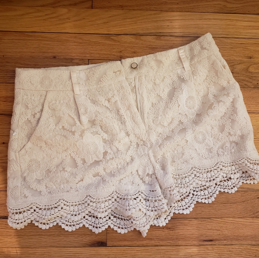 Monteau Lace Crochet Shorts Size XL